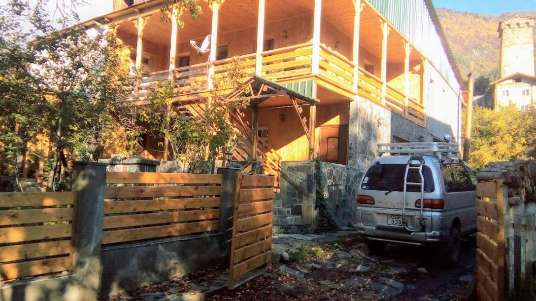 Guest House Kaldani Местия Екстериор снимка