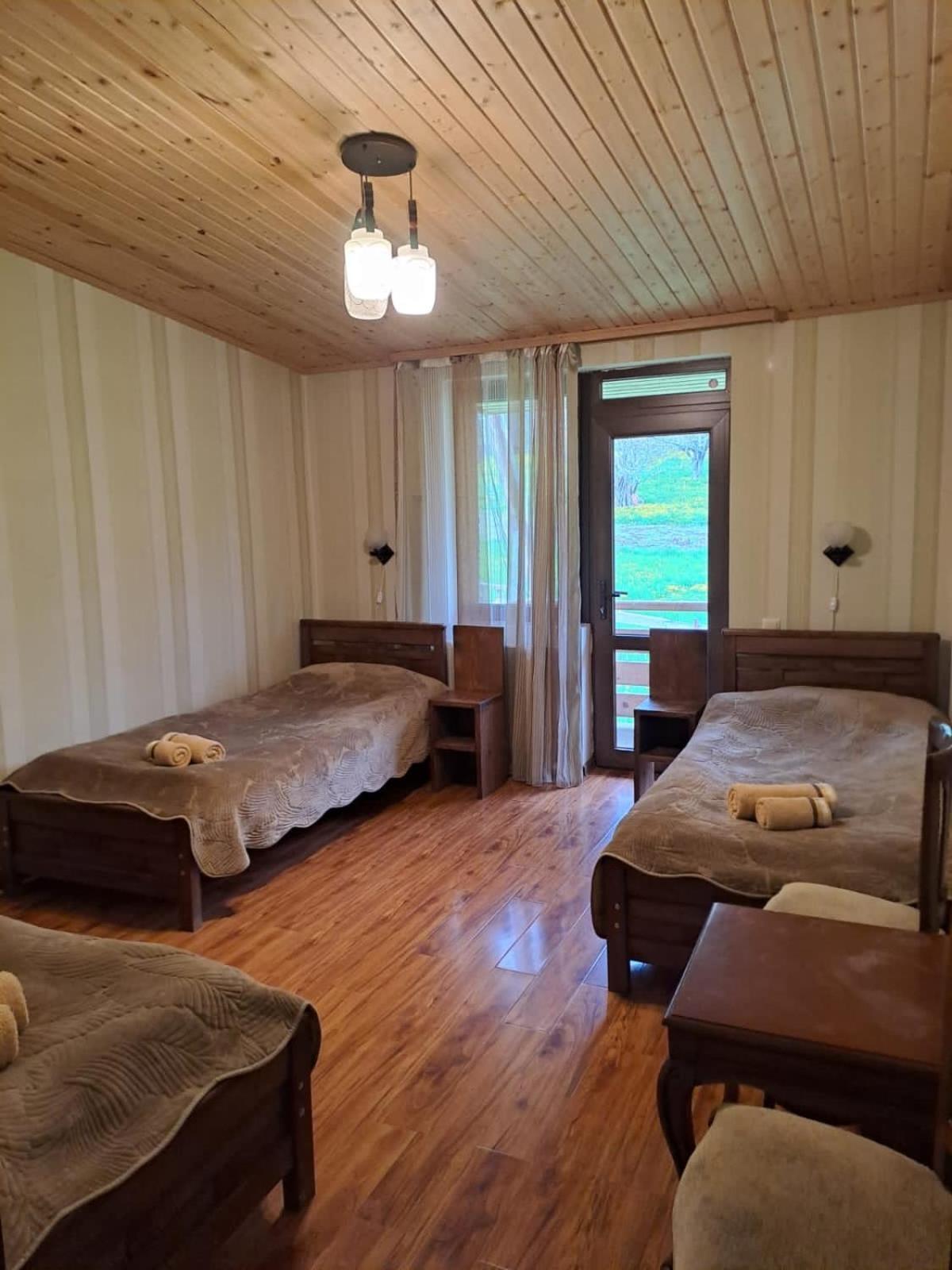 Guest House Kaldani Местия Екстериор снимка