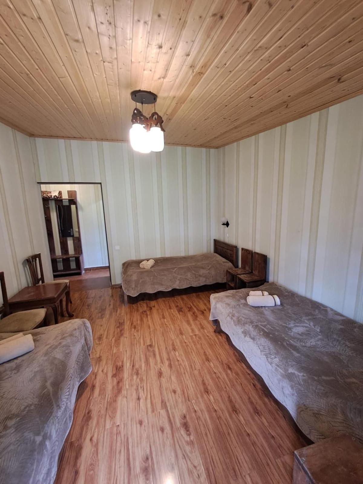 Guest House Kaldani Местия Екстериор снимка
