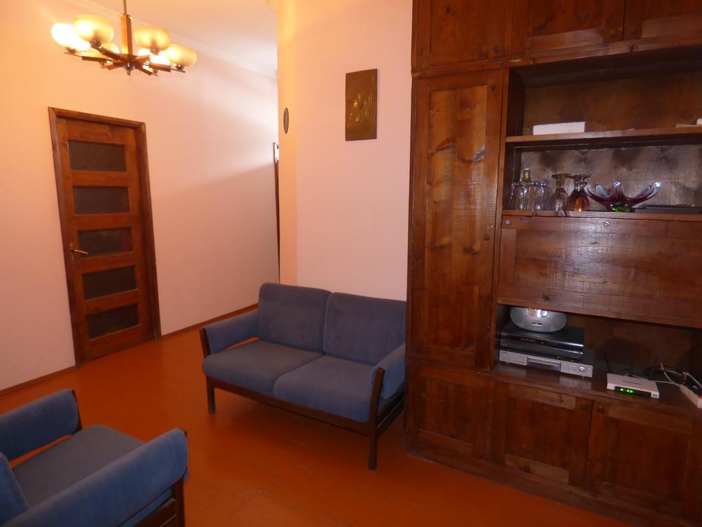 Guest House Kaldani Местия Екстериор снимка